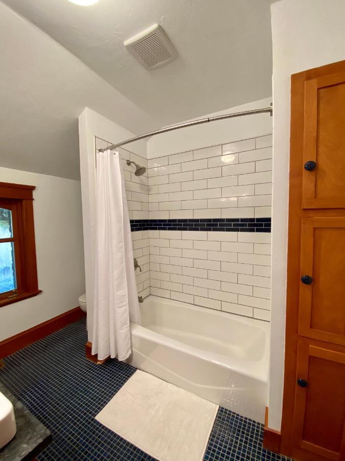 Harrisburg Mount Tom House Bed & Breakfast 部屋 写真